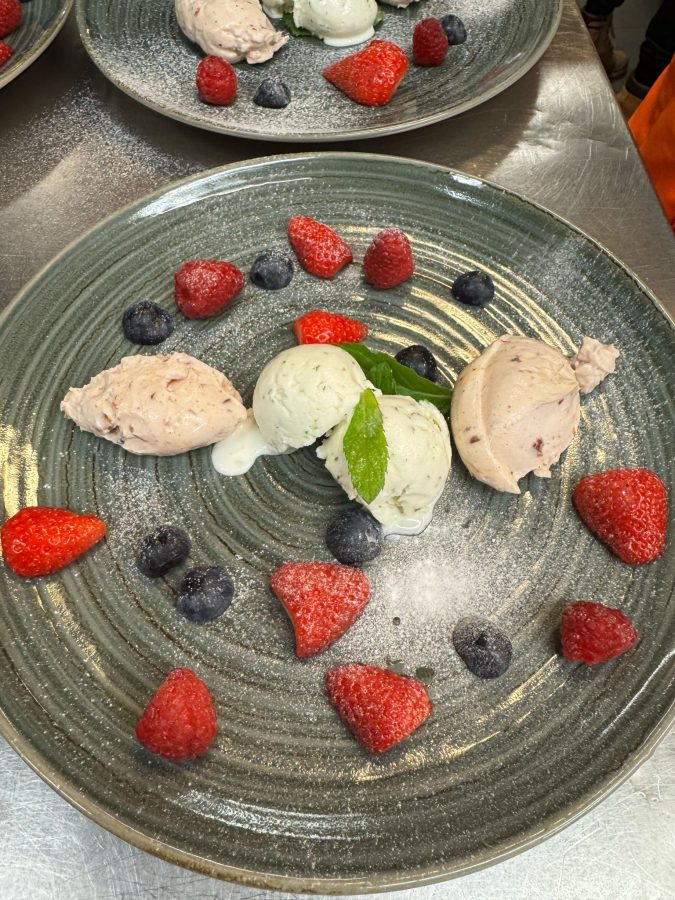 Yoghurtijs met Mascarpone amarena kersen crème